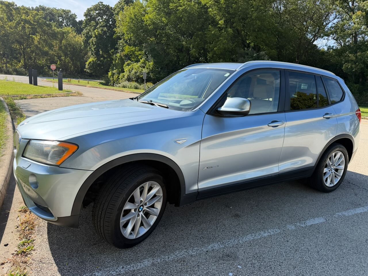 Used 2014 BMW X3 xDrive28i AWD/4WD image 1