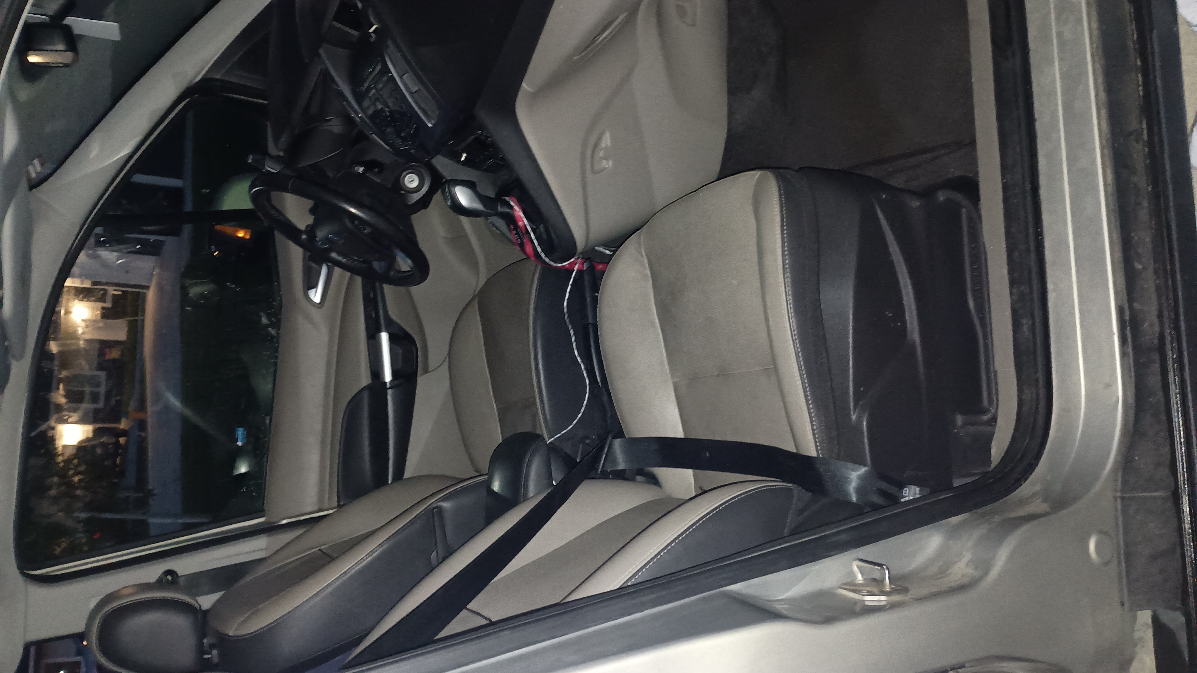 Used 2016 Ford Transit Connect Titanium FWD image 18
