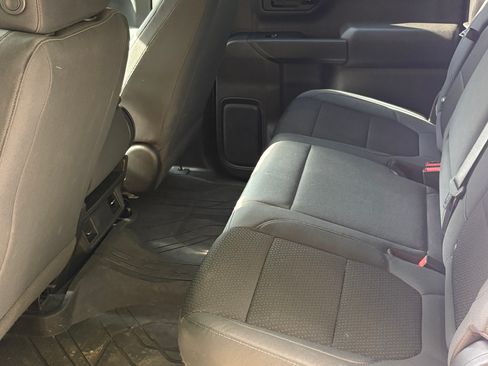 Used 2021 Chevrolet Silverado 1500 Custom w/ Custom Max Trailering Package AWD/4WD image 14