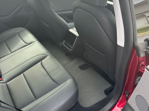 Used 2024 Tesla Model 3 Standard Range RWD image 15