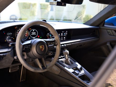 Used 2022 Porsche 911 GT3 image 6