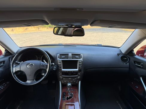 Used 2008 Lexus IS 350 RWD image 5