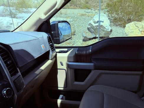 Used 2020 Ford F150 Lariat AWD/4WD image 14