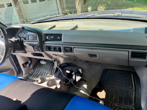 Used 1996 Ford F150 4x4 Regular Cab image 18