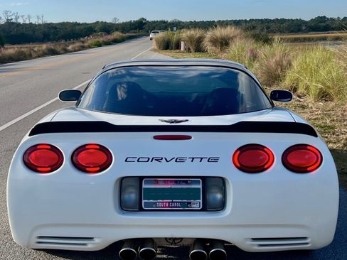 Used 1998 Chevrolet Corvette Coupe w/ Roof Pkg image 4