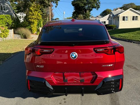Used 2025 BMW X2 xDrive28i w/ M Sport Package image 8