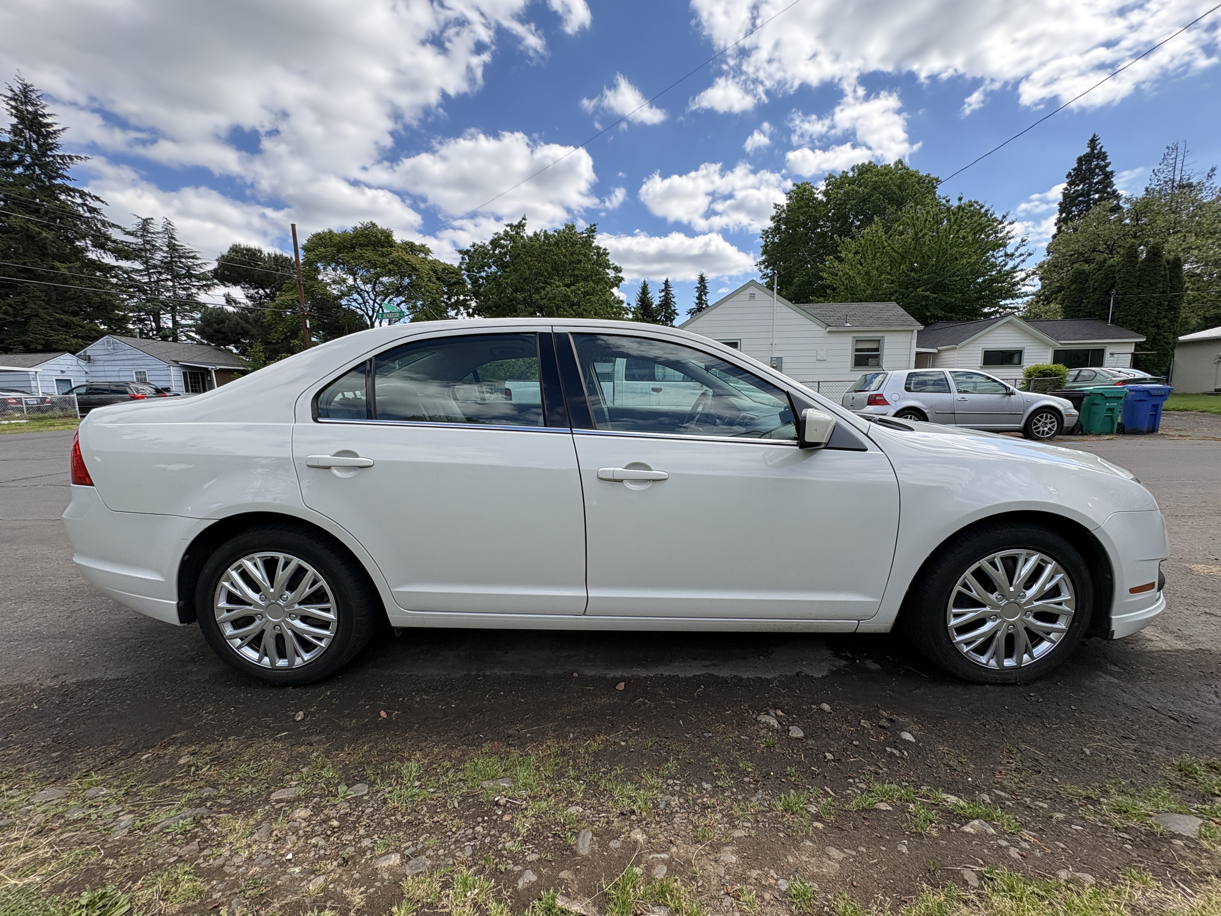 Used 2011 Ford Fusion SE w/ 201A Rapid Spec Order Code FWD image 5