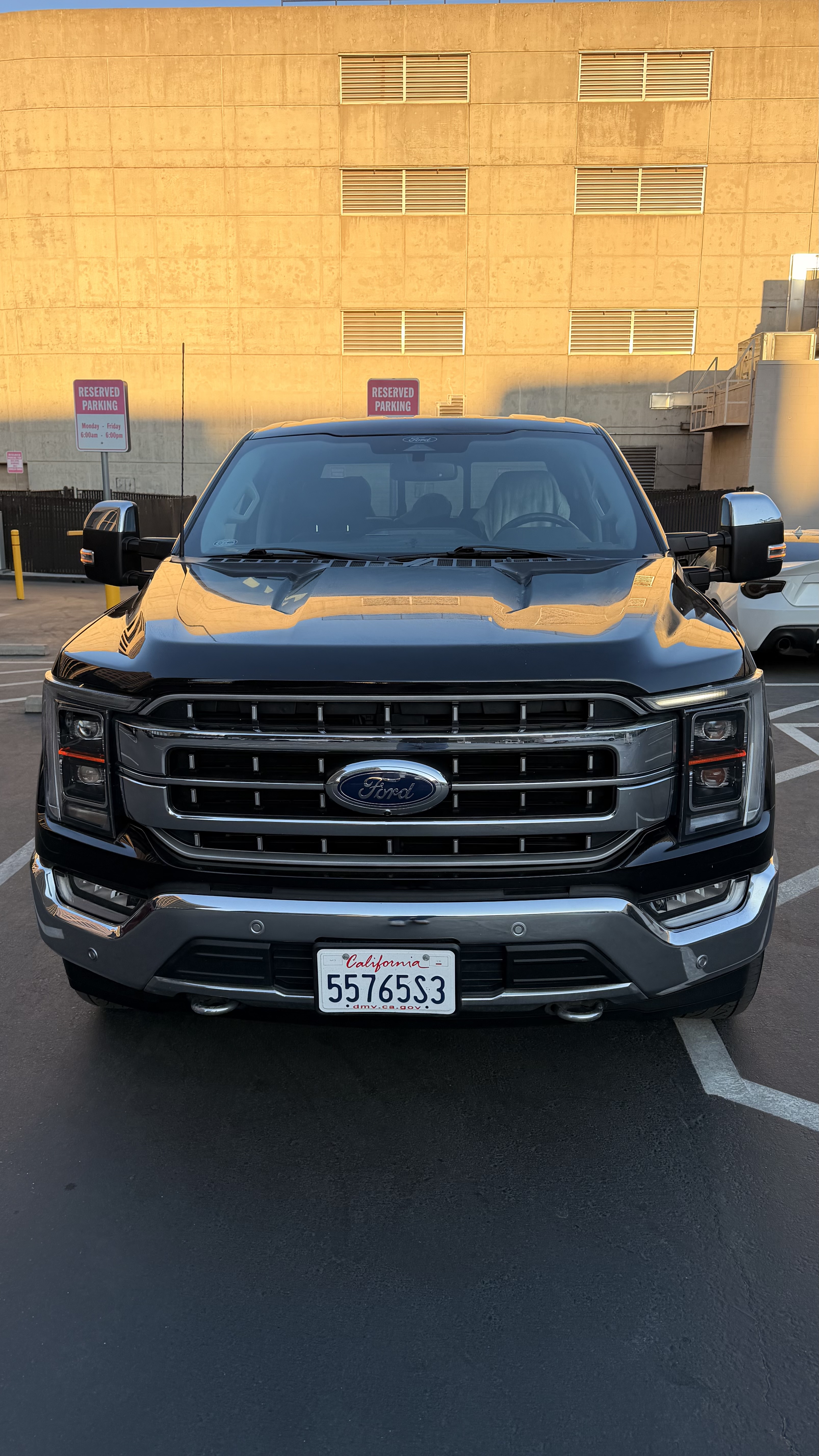 Used 2022 Ford F150 Lariat w/ Equipment Group 502A High AWD/4WD image 3