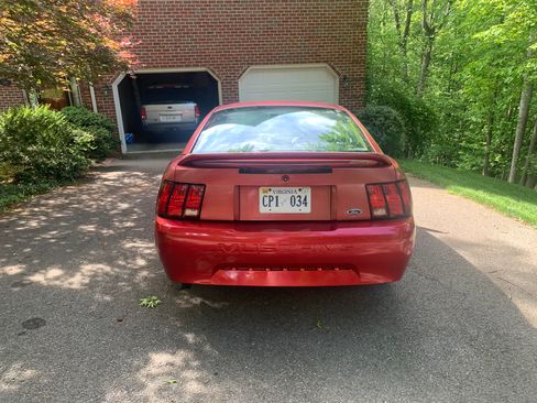 Used 2000 Ford Mustang Coupe RWD image 8