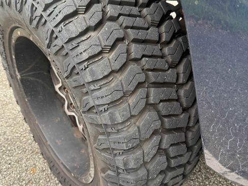 Used 2013 Ford F250 Lariat w/ Chrome Pkg image 8