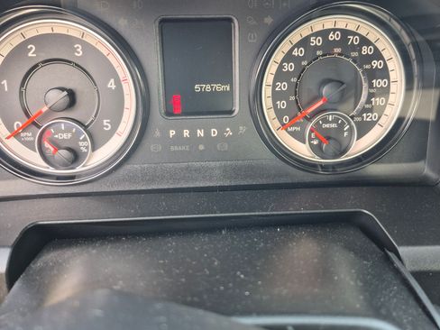 Used 2018 RAM 2500 Tradesman w/ Chrome Appearance Group image 5