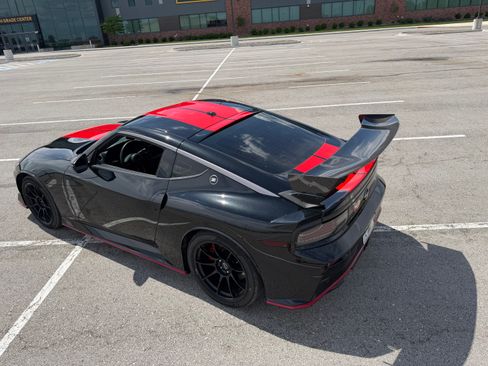 Used 2024 Nissan Z NISMO w/ Floor Mat Package RWD image 9