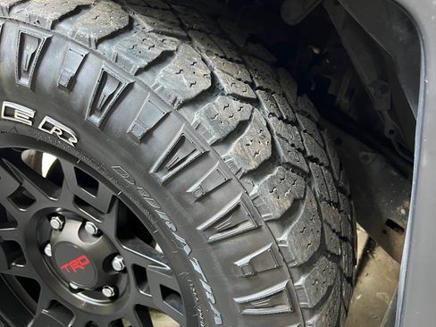 Used 2007 Toyota FJ Cruiser 4WD image 15