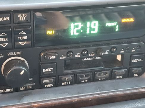 Used 1996 Buick Roadmaster Estate image 22