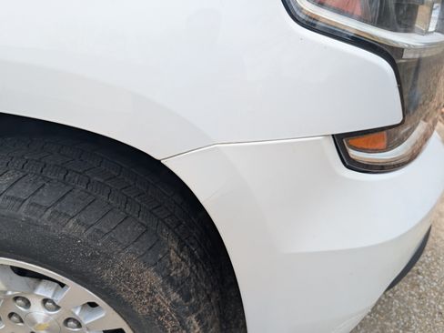 Used 2018 Chevrolet Suburban LT image 12