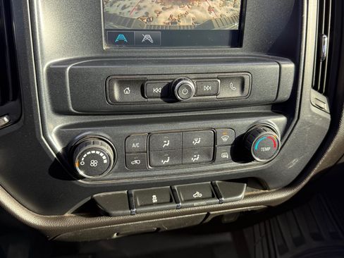 Used 2019 Chevrolet Silverado 2500 W/T w/ WT Convenience Package image 6