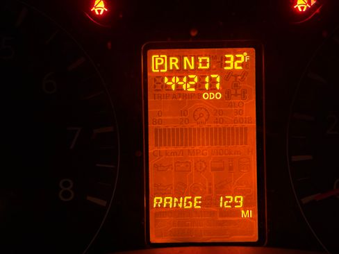 Used 2020 Nissan NV 3500 SL image 17