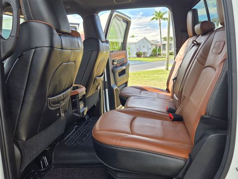 Used 2022 RAM 3500 Limited image 6