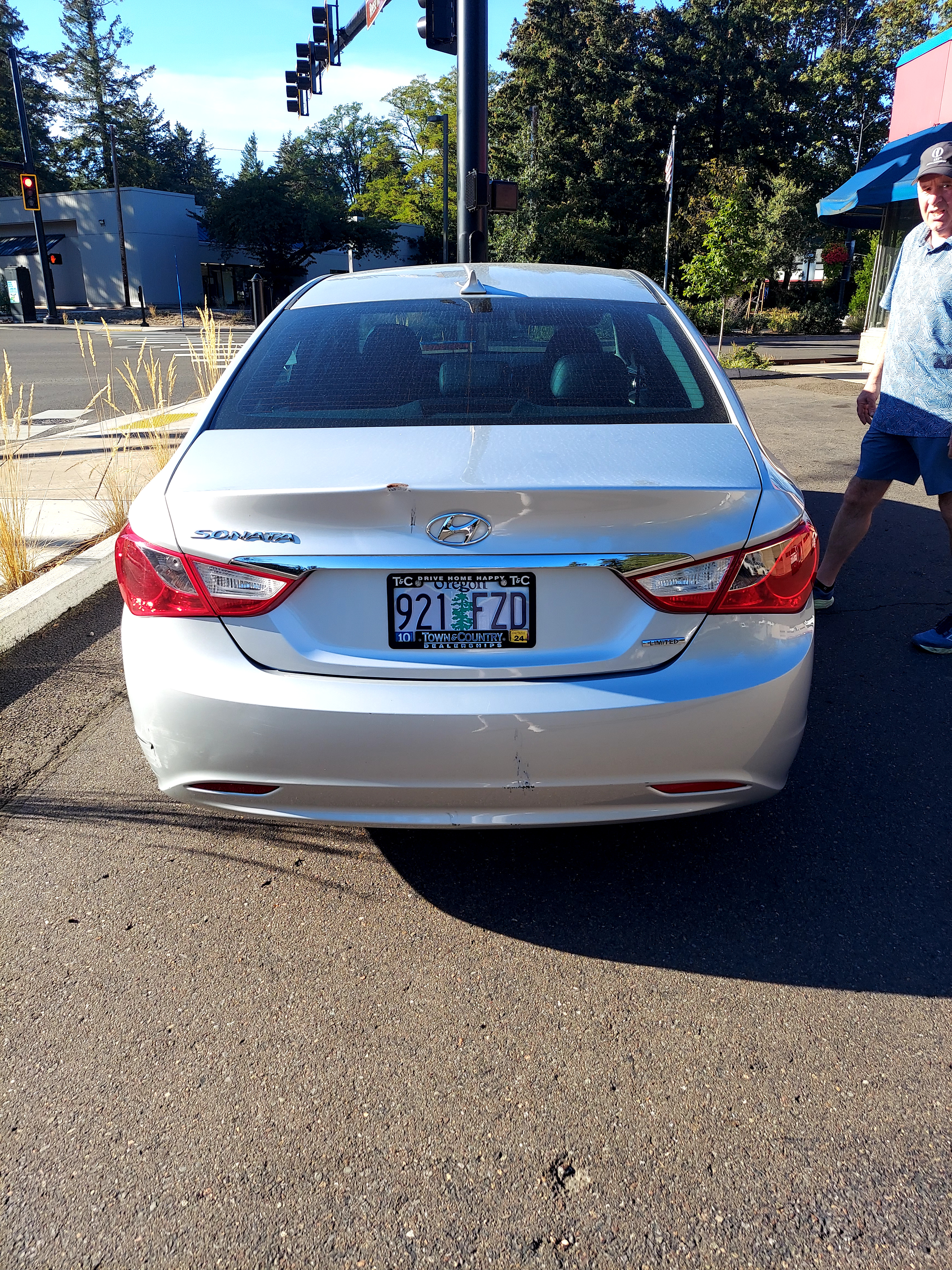 Used 2013 Hyundai Sonata Limited FWD image 2