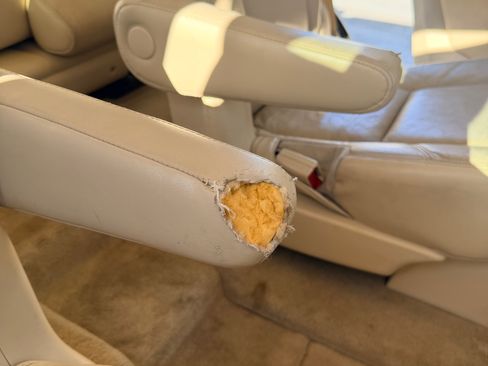 Used 2008 Cadillac Escalade AWD image 27