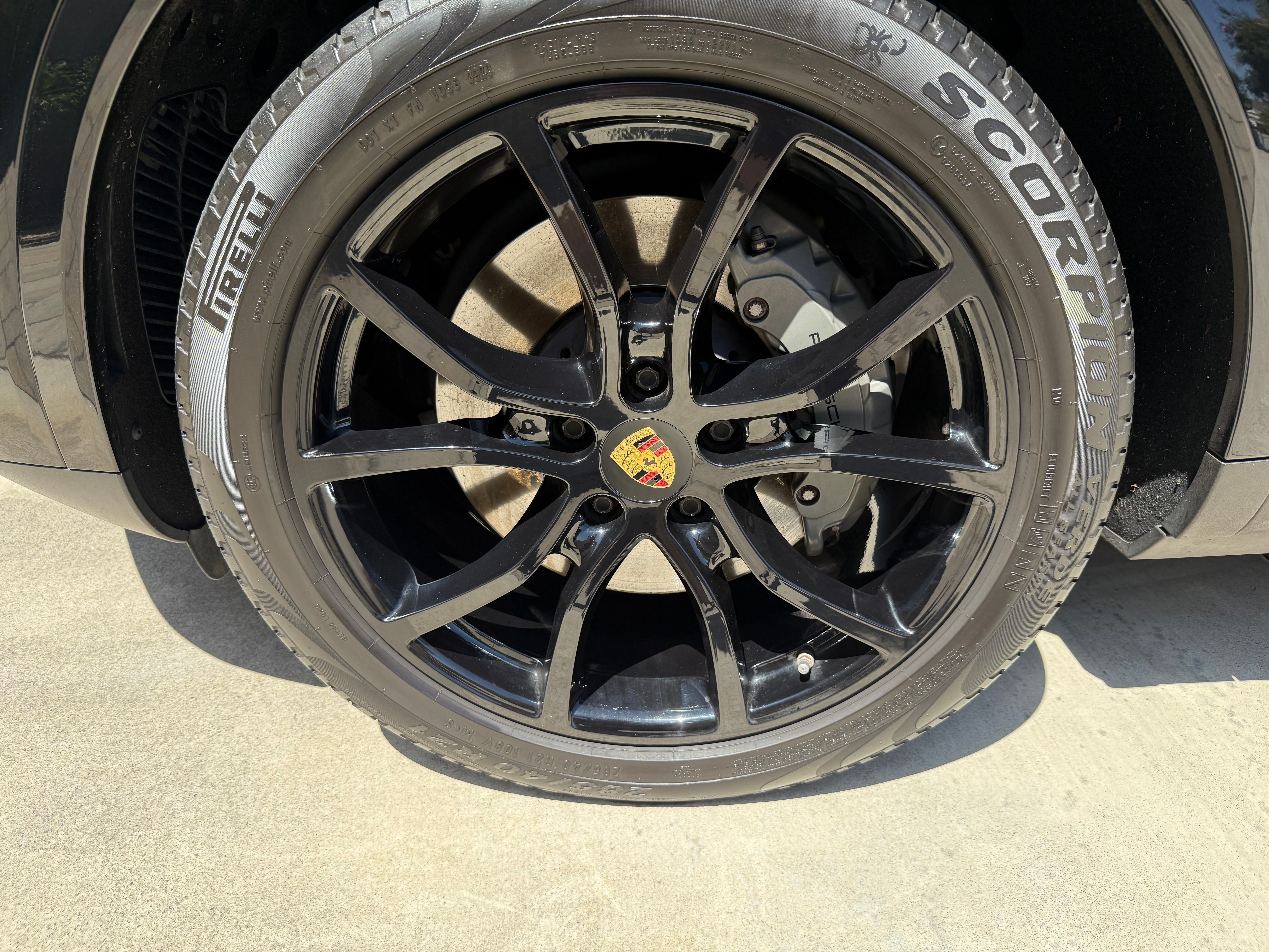 Used 2021 Porsche Cayenne S AWD/4WD image 16