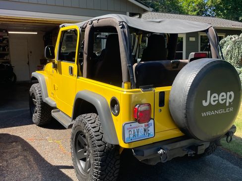 Used 2004 Jeep Wrangler 4WD w/ Dual Top Group image 4