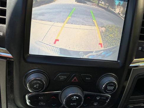 Used 2013 RAM 1500 Sport w/ Sport Premium Group image 9