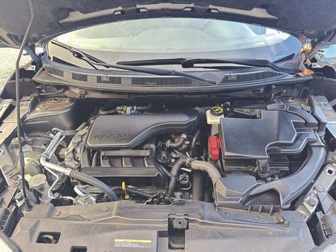 Used 2021 Nissan Rogue Sport SV image 17