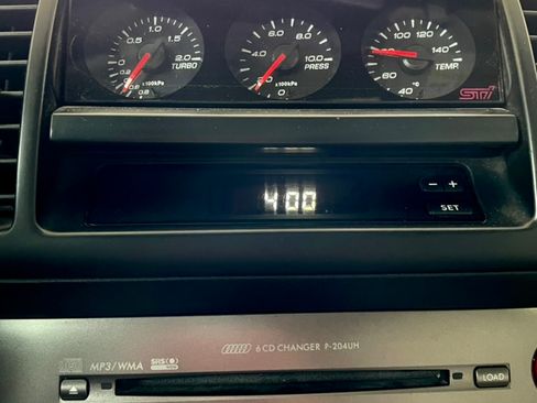 Used 2009 Subaru Outback 2.5XT Limited image 29