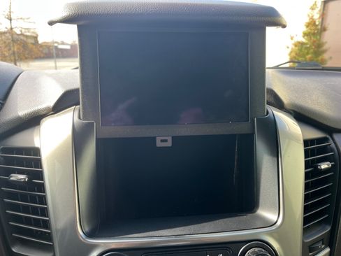 Used 2015 Chevrolet Tahoe LTZ image 12