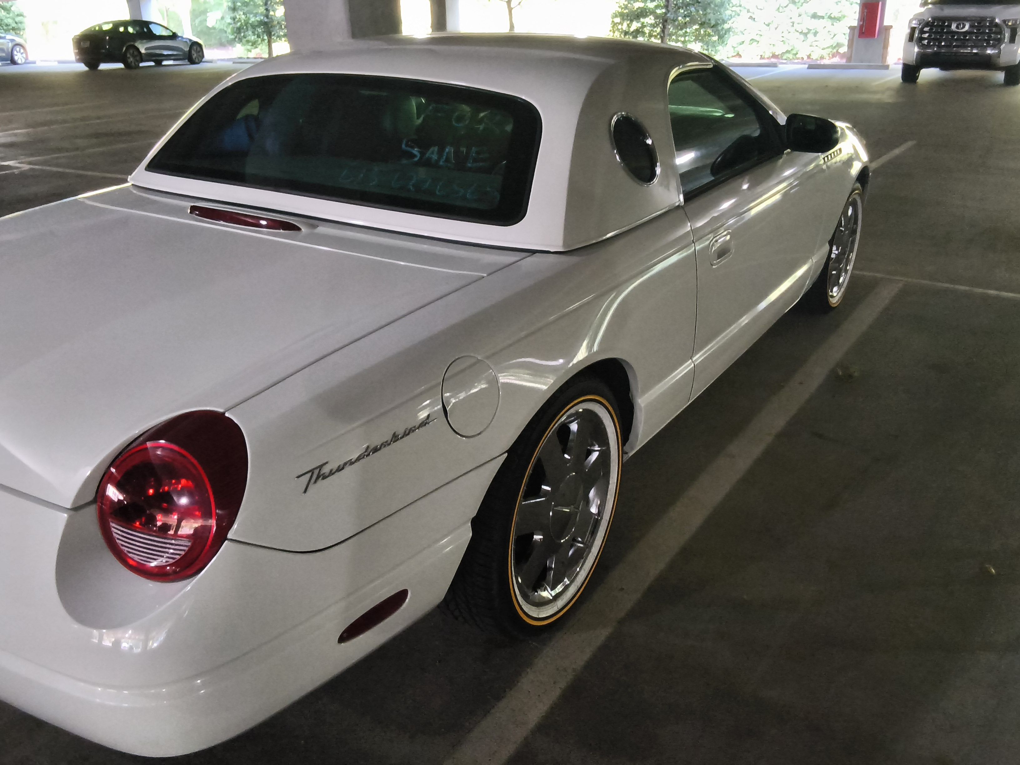 Used 2002 Ford Thunderbird RWD image 5