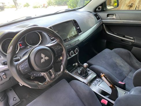 Used 2010 Mitsubishi Lancer Evolution GSR image 19