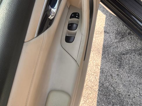 Used 2015 Nissan Altima 2.5 SL w/ Moonroof Package FWD image 16