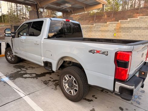 Used 2024 Ford F350 Lariat w/ Lariat Ultimate Package image 6
