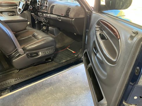 Used 2000 Dodge Ram 2500 Truck 4x4 Quad Cab image 15