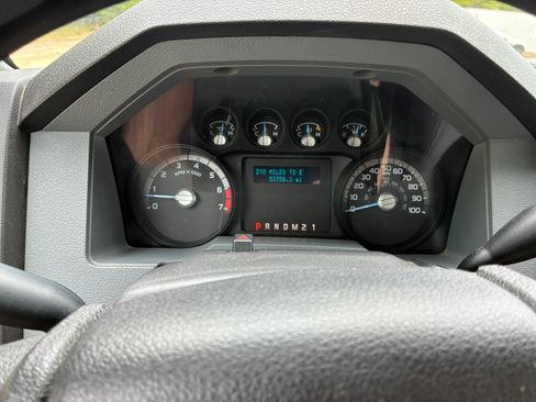 Used 2015 Ford F250 XL RWD image 10