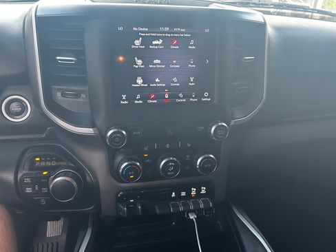 Used 2020 RAM 1500 Big Horn AWD/4WD image 14