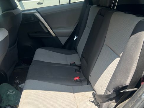 Used 2013 Toyota RAV4 LE AWD/4WD image 10