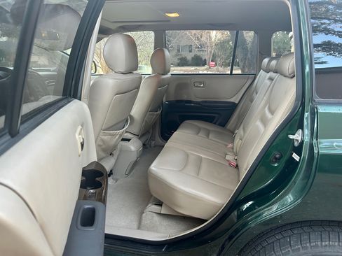 Used 2003 Toyota Highlander Limited image 9
