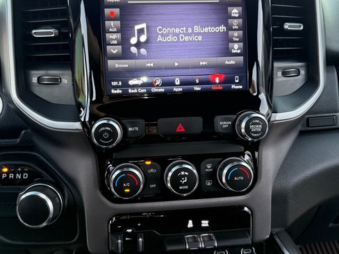 Used 2019 RAM 1500 Big Horn image 14