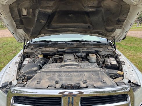 Used 2012 RAM 3500 ST w/ Chrome Appearance Group image 15