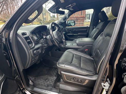 Used 2022 RAM 1500 Limited image 10