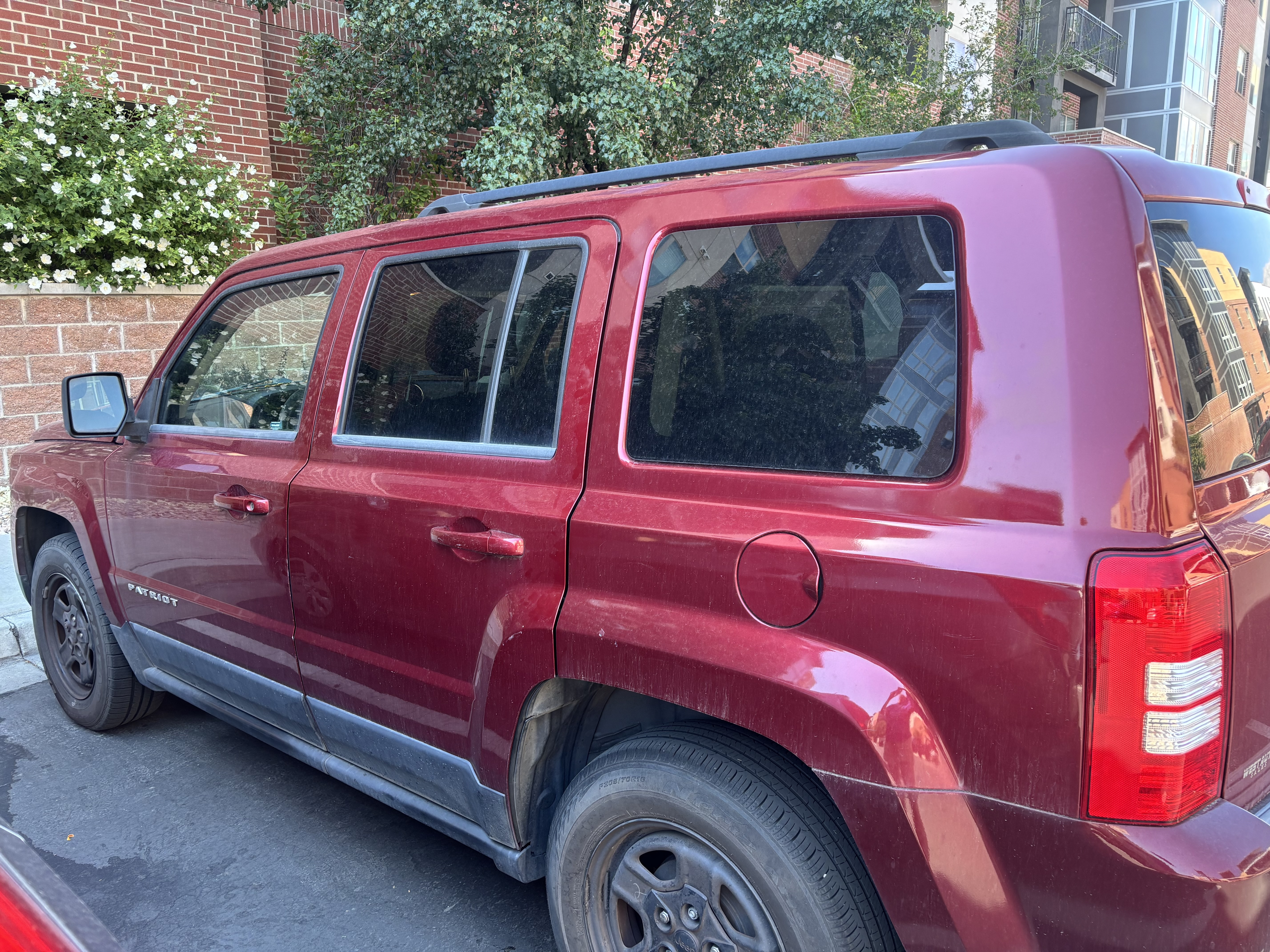 Used 2016 Jeep Patriot Sport w/ Power Value Group FWD image 4