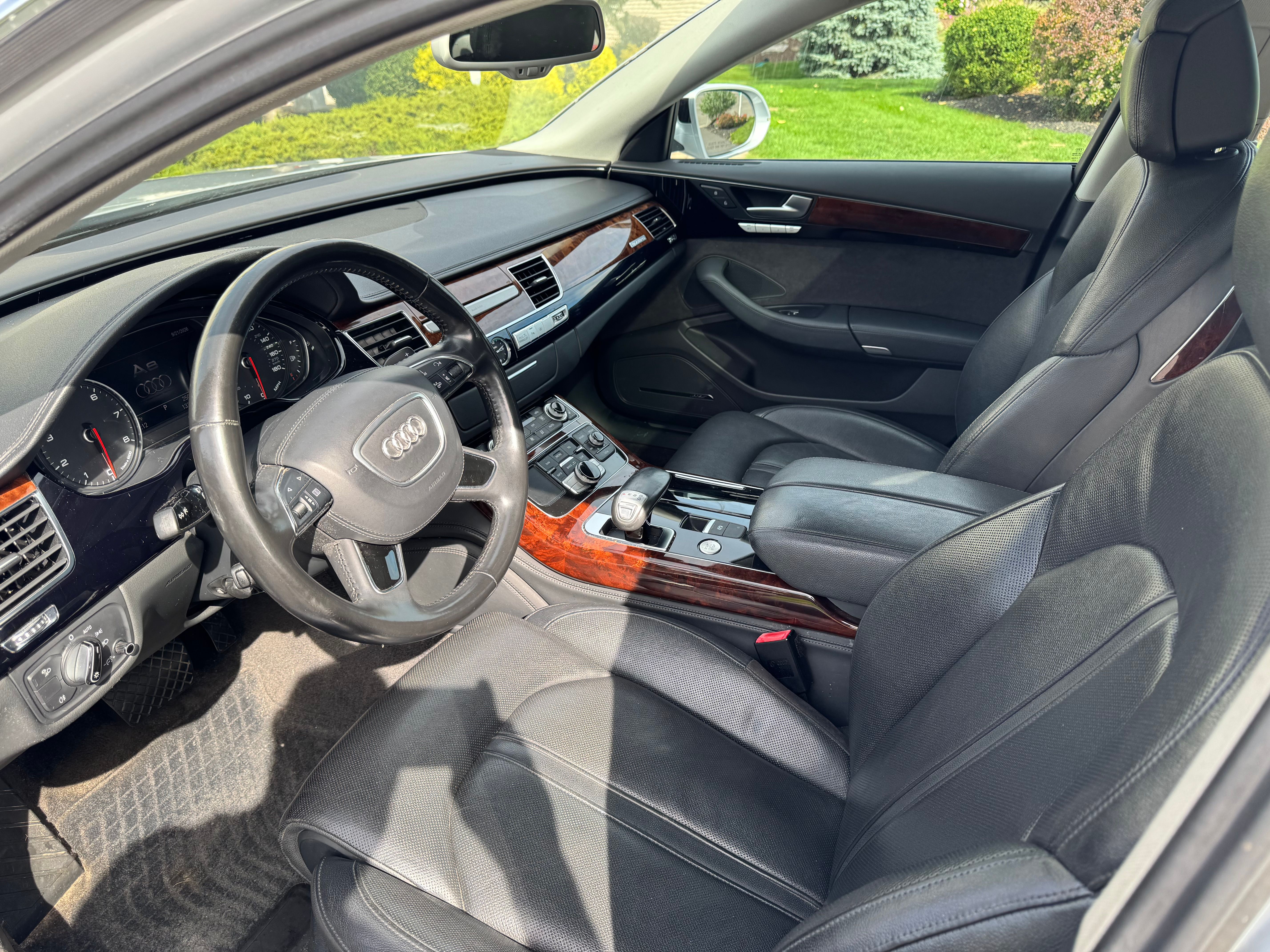 Used 2014 Audi A8 L 4.0T AWD/4WD image 11