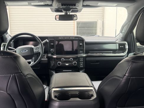 Used 2024 Ford F350 Lariat w/ Lariat Ultimate Package AWD/4WD image 16
