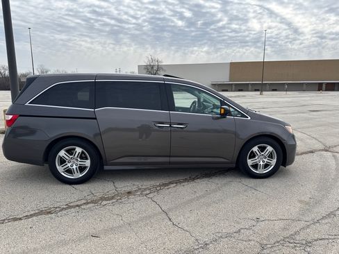 Used 2012 Honda Odyssey Touring Elite image 4
