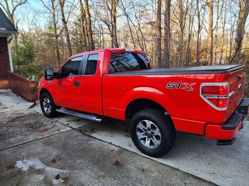 Used 2014 Ford F150 STX w/ Equipment Group 201A Mid image 6
