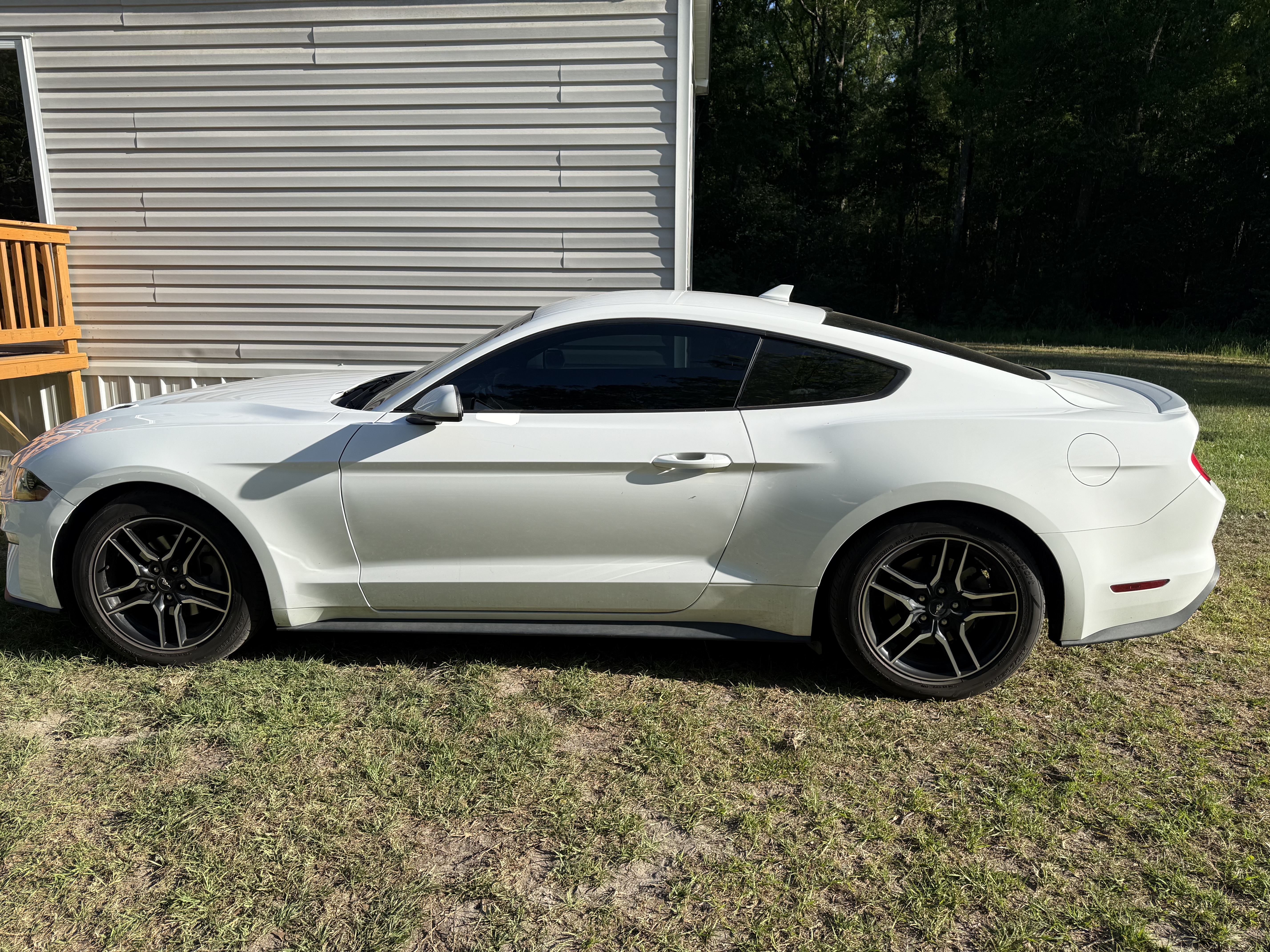 Used 2023 Ford Mustang Premium RWD image 8