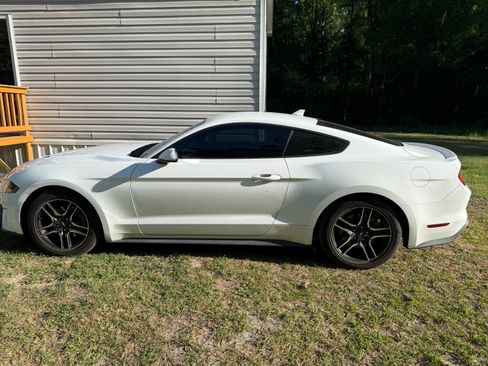 Used 2023 Ford Mustang Premium RWD image 8