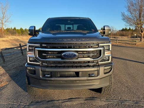 Used 2022 Ford F350 Platinum image 4